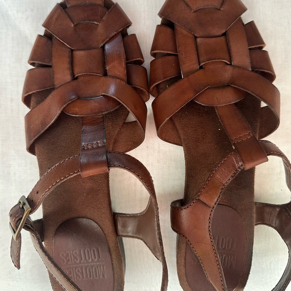 Mootsies Tootsies Brown Strappy Sandals soez 6 1/2 #5 - Picture 2 of 8